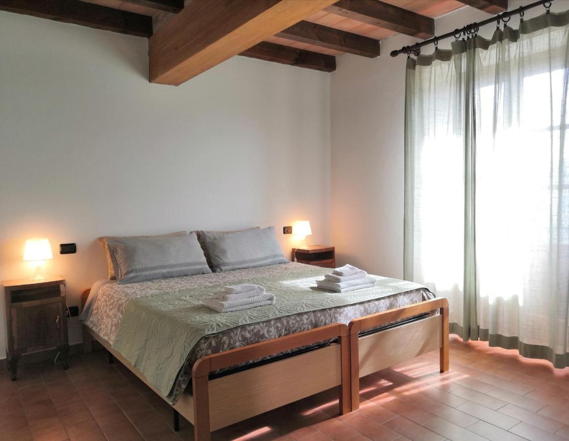 B&B Demetra Solignano Luaran gambar